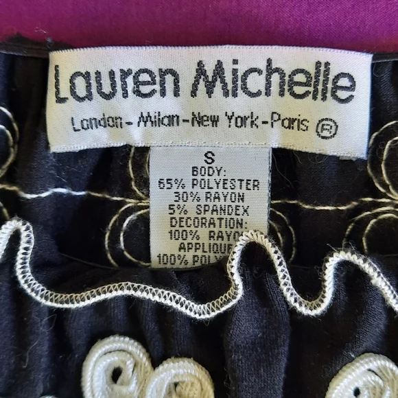 Beautiful blouse - Picture 7 of 7